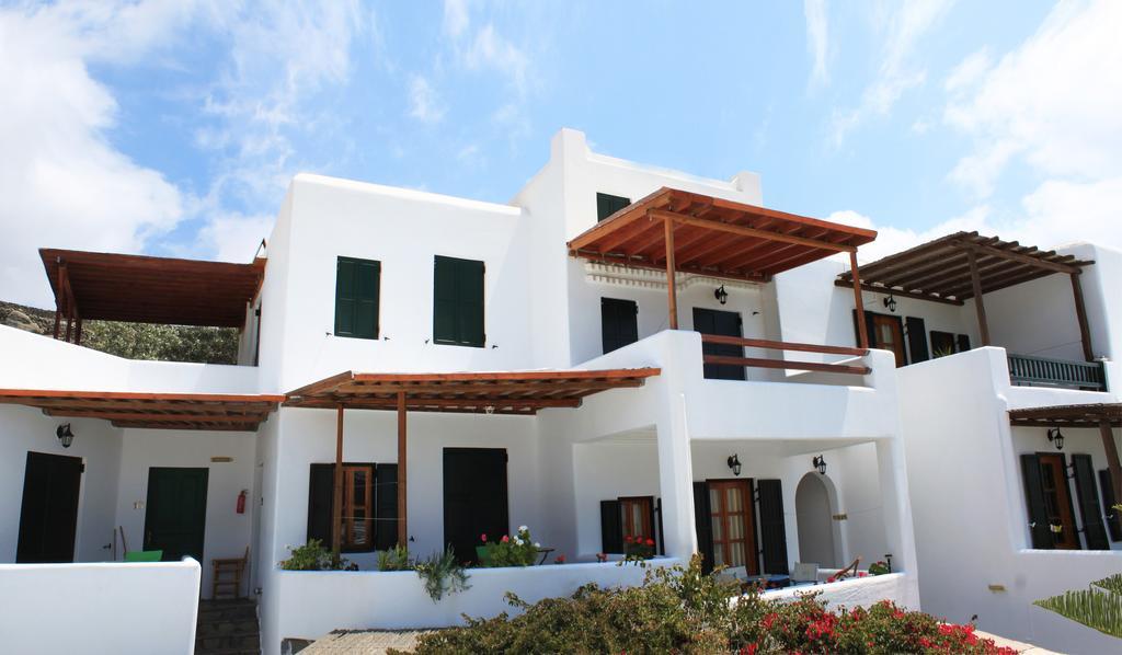 Apartment Manos